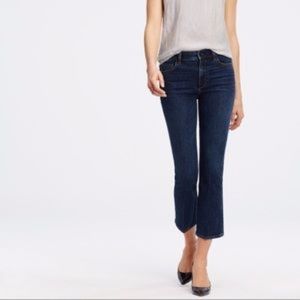 LOFT CURVY KICK CROP JEANS